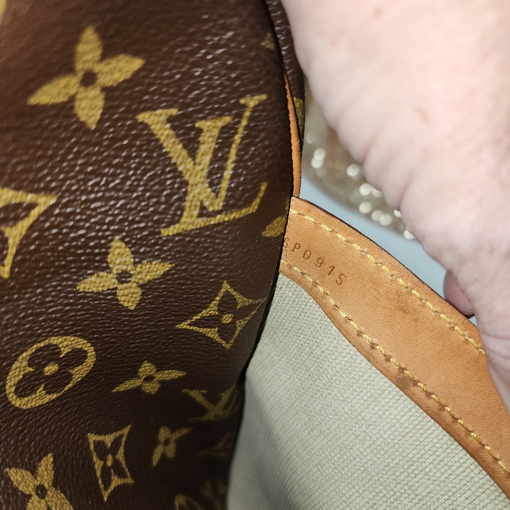 Authentic Louis Vuitton Monogram Reporter PM With Dust Bag A+ Condition - Picture 16 of 17